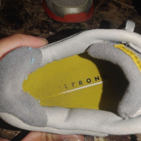 Nike women's Lunarglide livestrong gray running shoes size 6.5. A74 - Picture 9 of 11